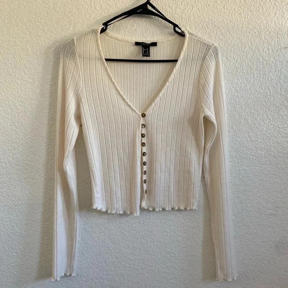 ❤️ Forever 21 Ribbed Button-Front Top size M - Picture 1 of 5